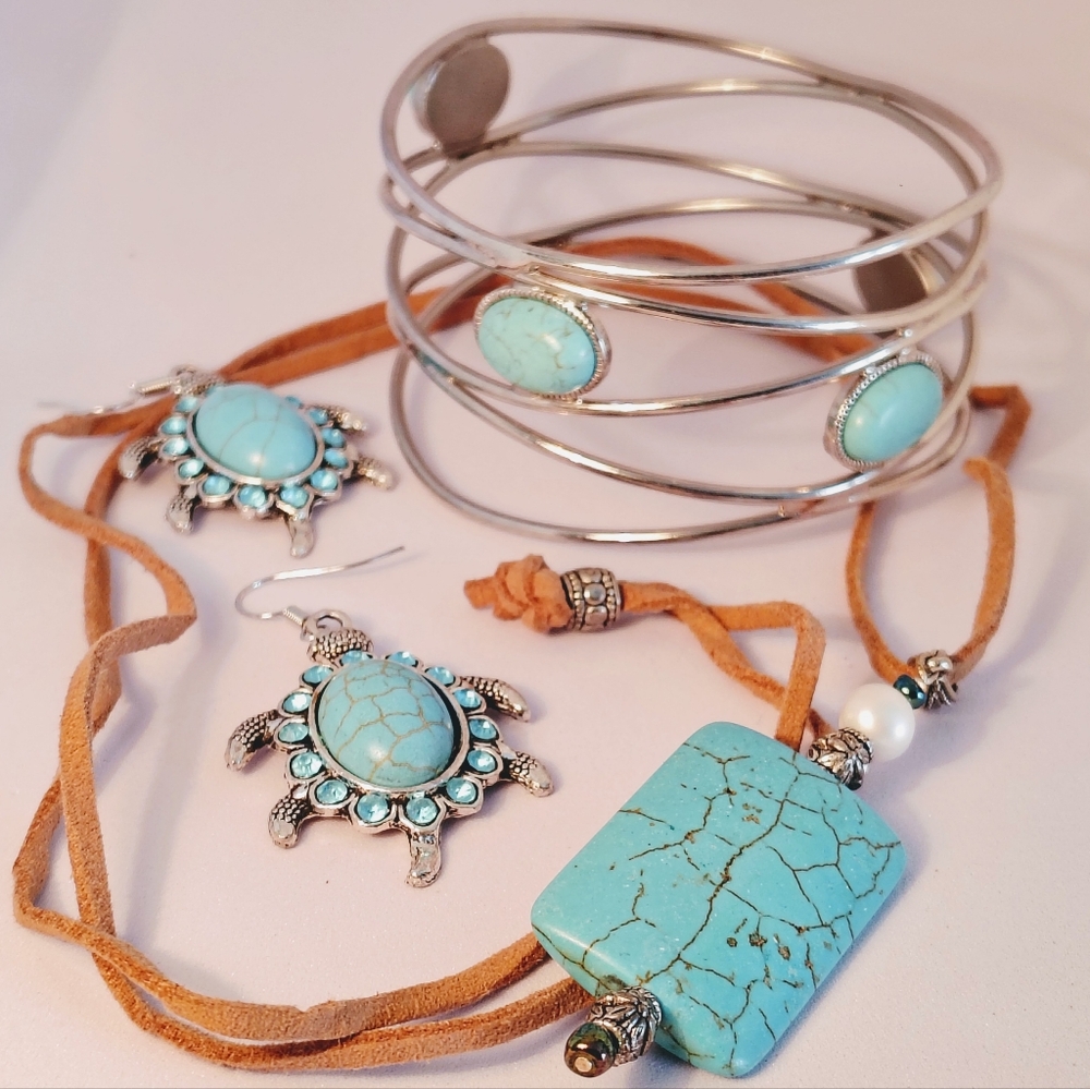 Teal turquoise set of 3 piece Cuff Bracelet, Leather Pendant Necklace & Earrings